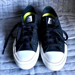 Black Chuck Taylor II/converse